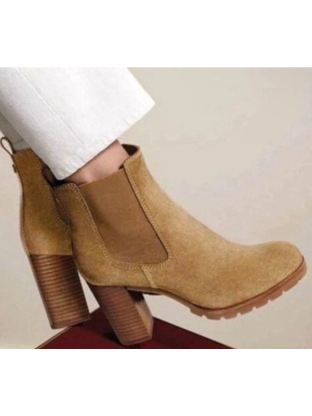 Women’s Tory Burch Stafford Tan Suede Leather Ankle Lug Sole Heeled Booties 7.5